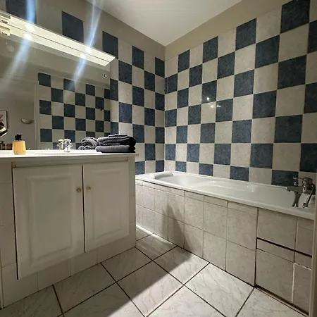 De 30 M2 Centre-ville * Narbonne