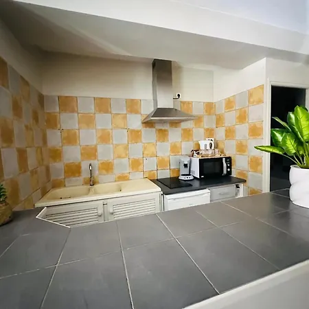 De 30 M2 Centre-ville Lägenhet *