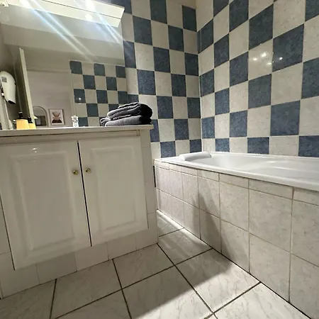 De 30 M2 Centre-ville * Narbonne