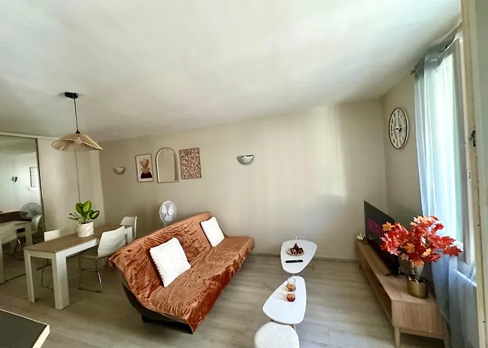 Apartment De 30 M2 Centre-ville Narbonne